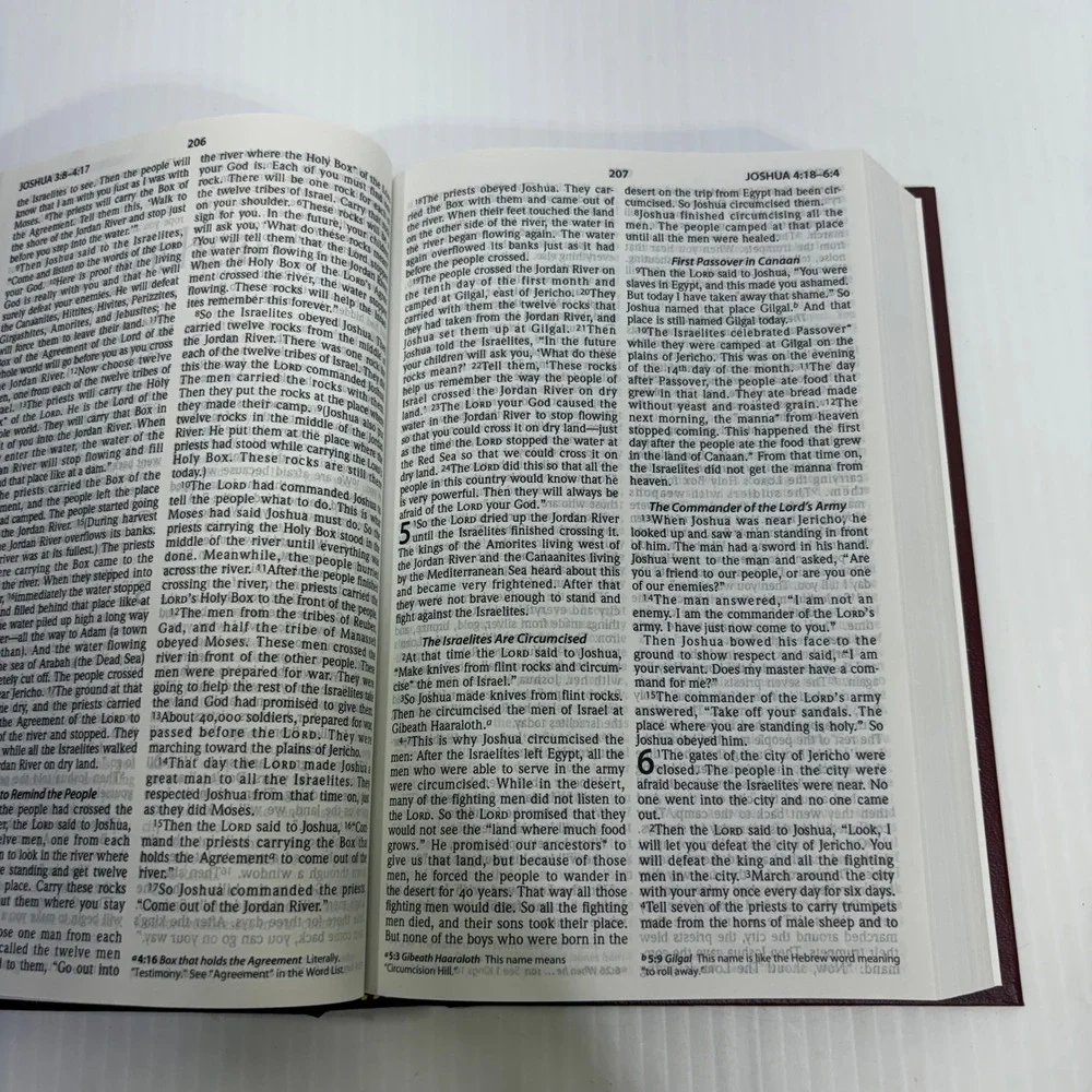 Holy Bible Easy-to-Read Version Revised Edition WBTC Hardcover Burgundy ERV
